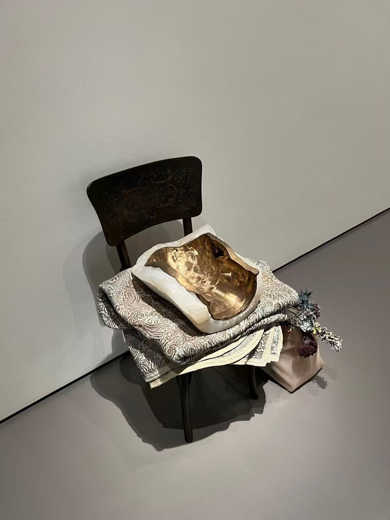 Private Sales & Auctions